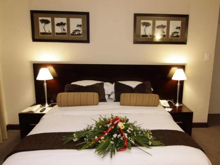 Cresta Bosele Hotel Selebi-Phikwe Kültér fotó